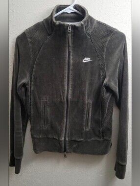 Vintage Nike Women's Y2K Velour Full Zip Track Jacket